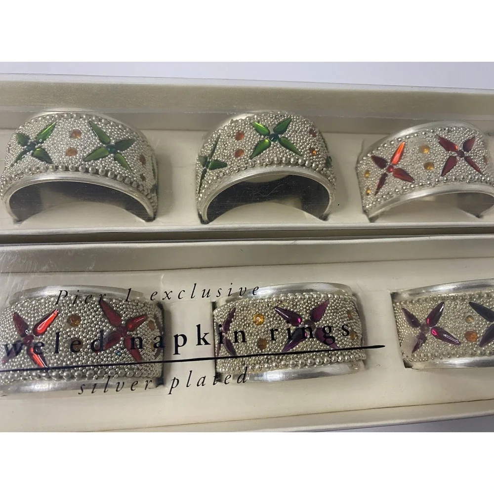 Pier 1 Jeweled Napkin Rings 2 Boxes 8 Rings Total Silver Plated Kitchen Decor